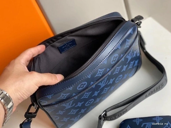 WIS LOUIS VUITTON DUO MESSENGER 0825